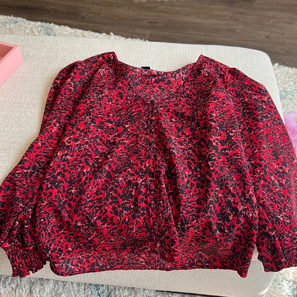 Women top